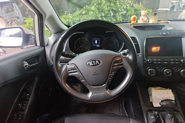 Used Kia K3 2016 1.6L Automatic DLX Steering Wheel