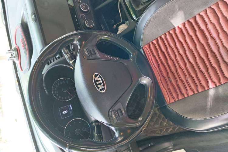 Used Kia K3 2016 1.6L Manual GLS Steering Wheel