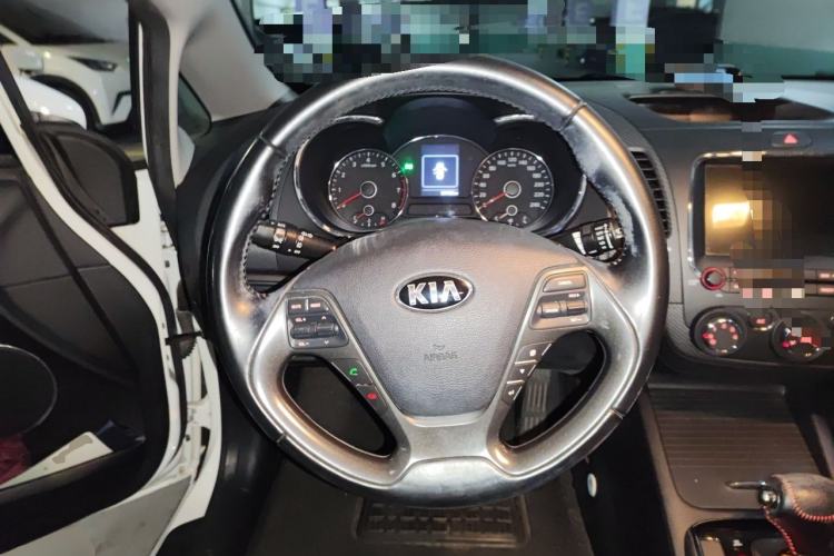 Used Kia K3 2016 1.6L Automatic DLX Steering Wheel