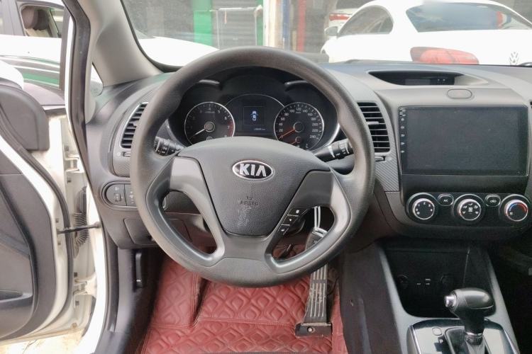 Used Kia K3 2016 1.6L Automatic GL Steering Wheel