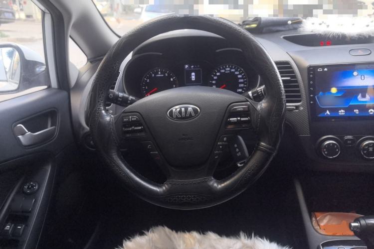 Used Kia K3 2016 1.6L Automatic GLS Steering Wheel