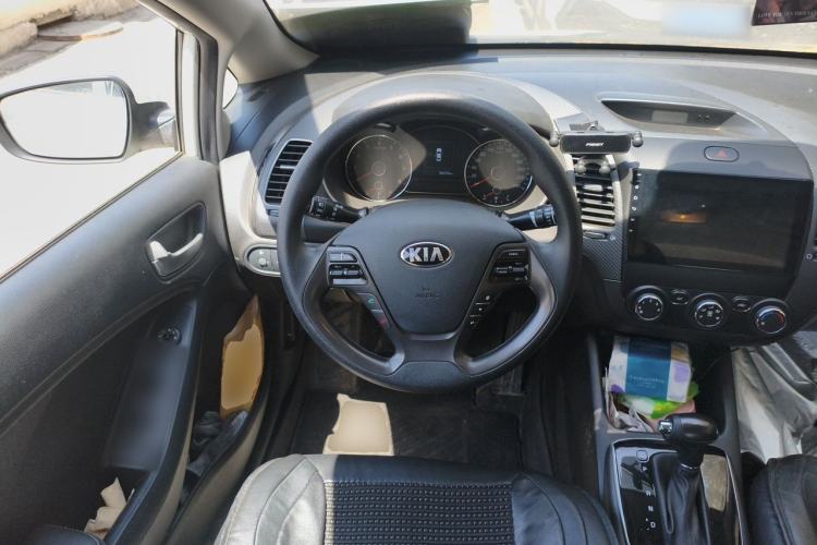 Used Kia K3 2016 1.6L Automatic GL Steering Wheel