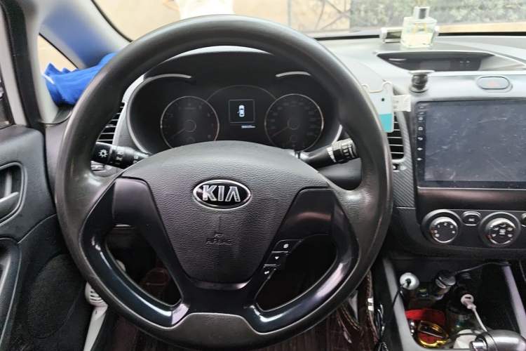 Used Kia K3 2016 1.6L Automatic GL Steering Wheel