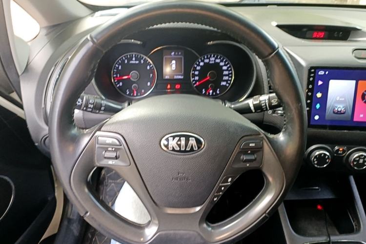 Used Kia K3 2016 1.6L Manual GLS Steering Wheel
