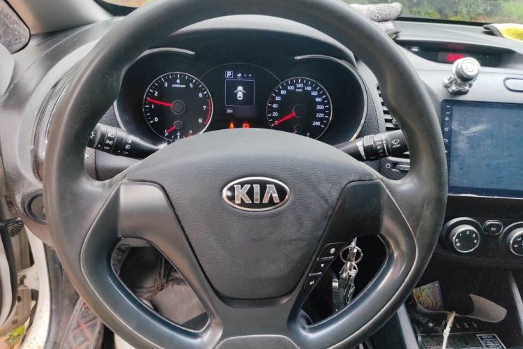 Used Kia K3 2016 1.6L Automatic GL Steering Wheel