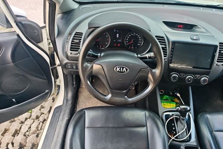 Used Kia K3 2016 1.6L Automatic with Sunroof Steering Wheel