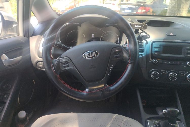Used Kia K3 2016 1.6L Automatic GLS Steering Wheel