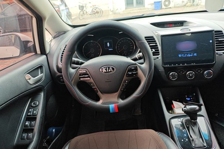 Used Kia K3 2016 1.6L Automatic GLS Steering Wheel