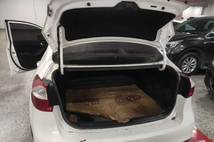 Used Kia K3 2016 1.6L Automatic GL Trunk