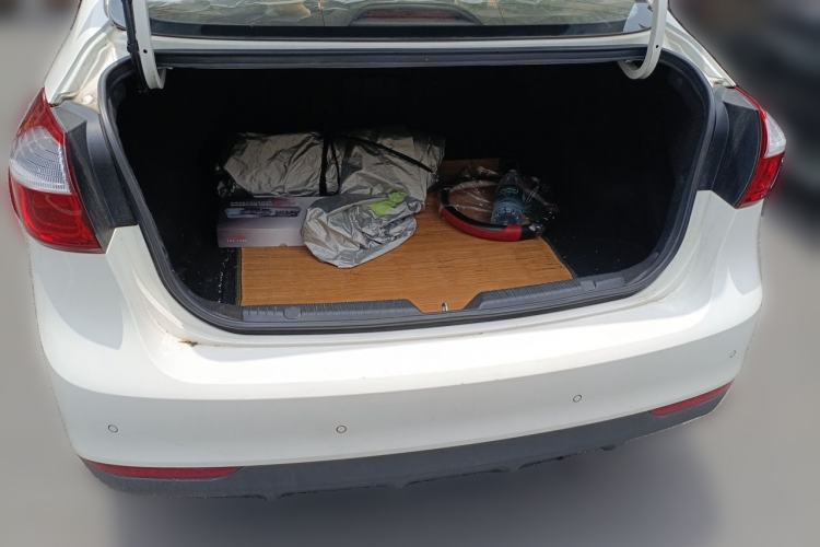 Used Kia K3 2016 1.6L Automatic GLS Trunk