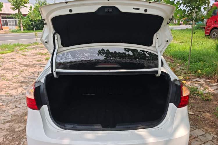 Used Kia K3 2016 1.6L Manual GL Trunk