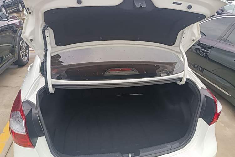 Used Kia K3 2016 1.6L Automatic GL Trunk