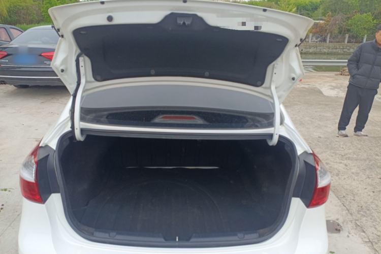 Used Kia K3 2016 1.6L Automatic with Sunroof Trunk