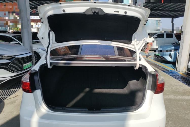 Used Kia K3 2016 1.6L Automatic GLS Trunk