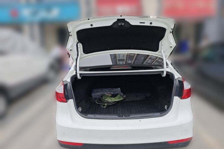 Used Kia K3 2016 1.6L Automatic GLS Trunk