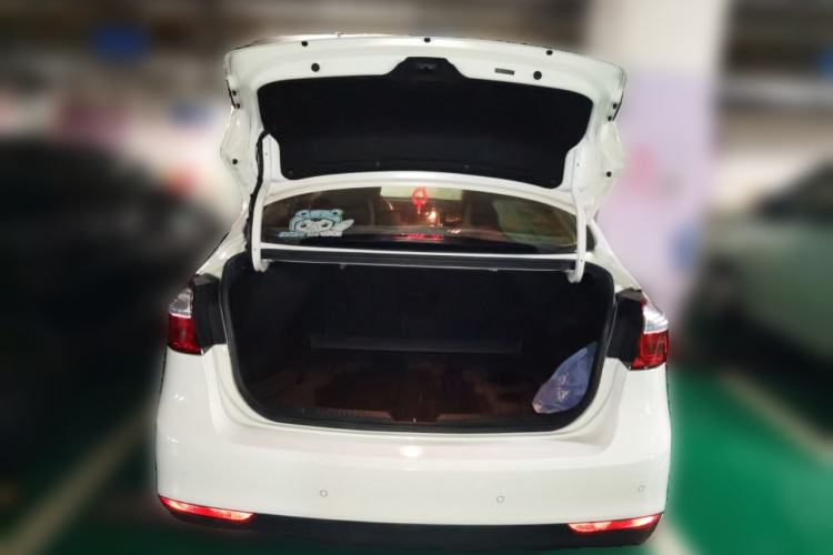 Used Kia K3 2016 1.6L Automatic GLS Trunk