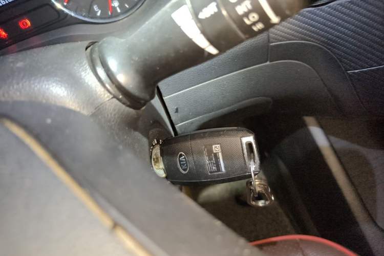 Used Kia K3 2016 1.6L Manual GLS Vehicle Key