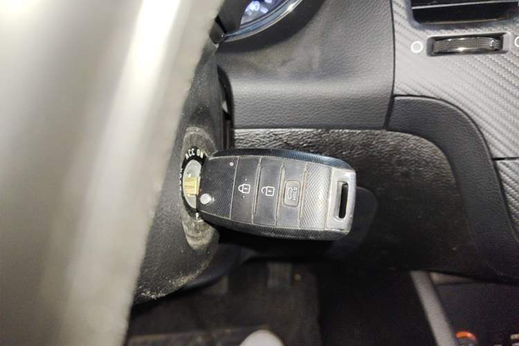 Used Kia K3 2016 1.6L Manual GL Vehicle Key