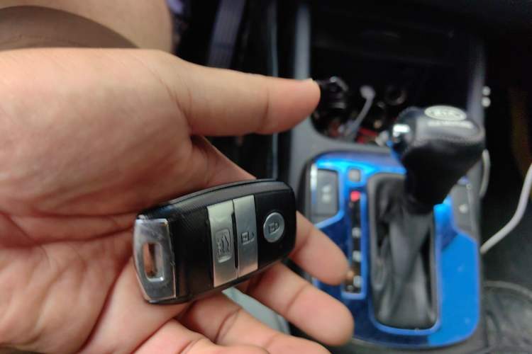 Used Kia K3 2016 1.6L Automatic GLS Vehicle Key
