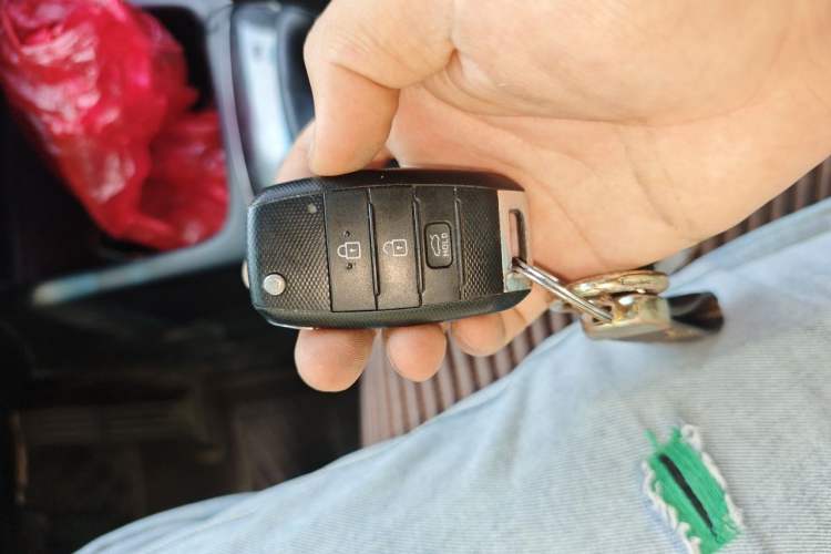 Used Kia K3 2016 1.6L Manual GL Vehicle Key