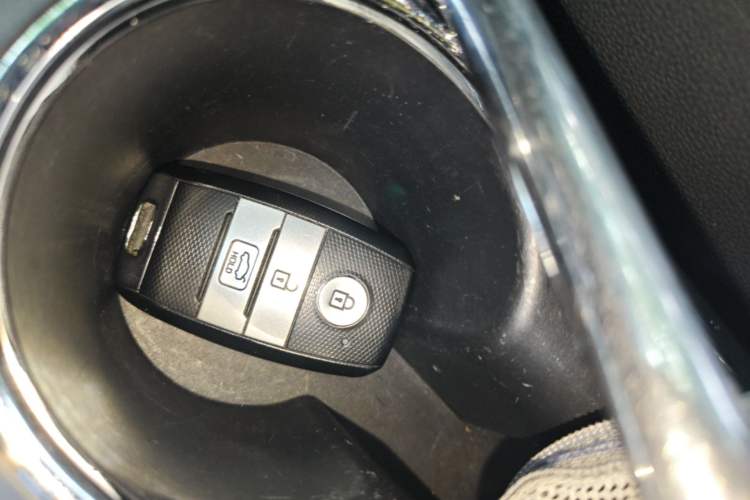 Used Kia K3 2016 1.6L Automatic GLS Vehicle Key