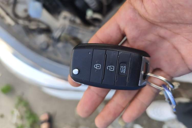 Used Kia K3 2016 1.6L Manual GL Vehicle Key