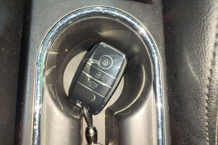 Used Kia K3 2016 1.6L Automatic GLS Vehicle Key