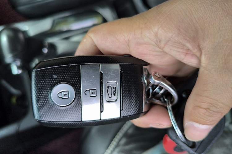 Used Kia K3 2016 1.6L Automatic GLS Vehicle Key
