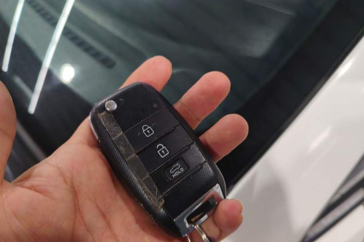 Used Kia K3 2016 1.6L Automatic GL Vehicle Key