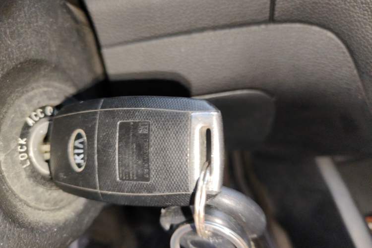Used Kia K3 2016 1.6L Manual GLS Vehicle Key