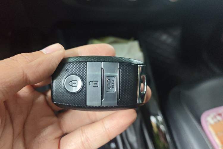 Used Kia K3 2016 1.6L Automatic DLX Vehicle Key