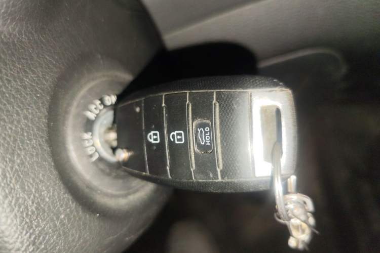Used Kia K3 2016 1.6L Manual GLS Vehicle Key