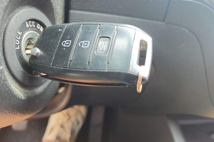 Used Kia K3 2016 1.6L Manual GLS Vehicle Key