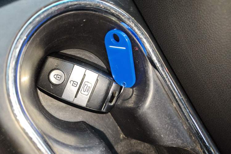 Used Kia K3 2016 1.6L Automatic GLS Vehicle Key