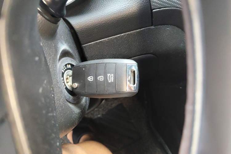 Used Kia K3 2016 1.6L Automatic with Sunroof Vehicle Key