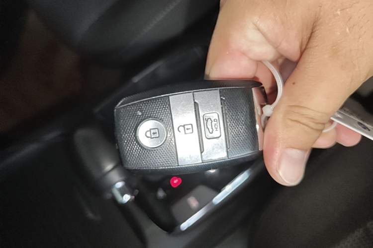 Used Kia K3 2016 1.6L Automatic GLS Vehicle Key