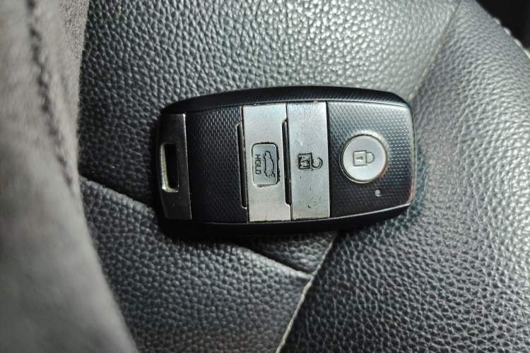 Used Kia K3 2016 1.6L Automatic GLS Vehicle Key