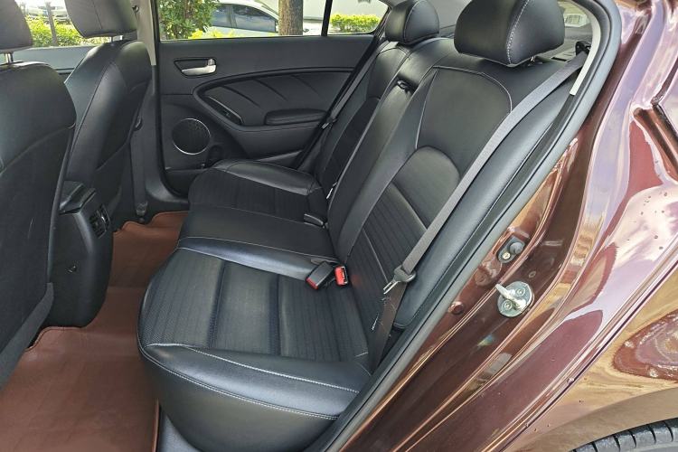 Used Kia K3 2017 1.6L Automatic 15th Anniversary Special Edition GLS Interior 4