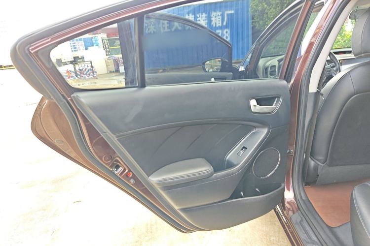 Used Kia K3 2017 1.6L Automatic 15th Anniversary Special Edition GLS Interior 8