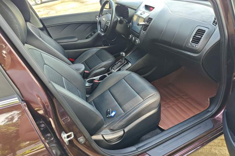 Used Kia K3 2017 1.6L Automatic 15th Anniversary Special Edition GLS Right Front Seat