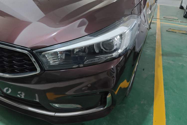 Used Kia K3 2017 1.6L Automatic 15th Anniversary Special Edition GLS Left Front Headlight
