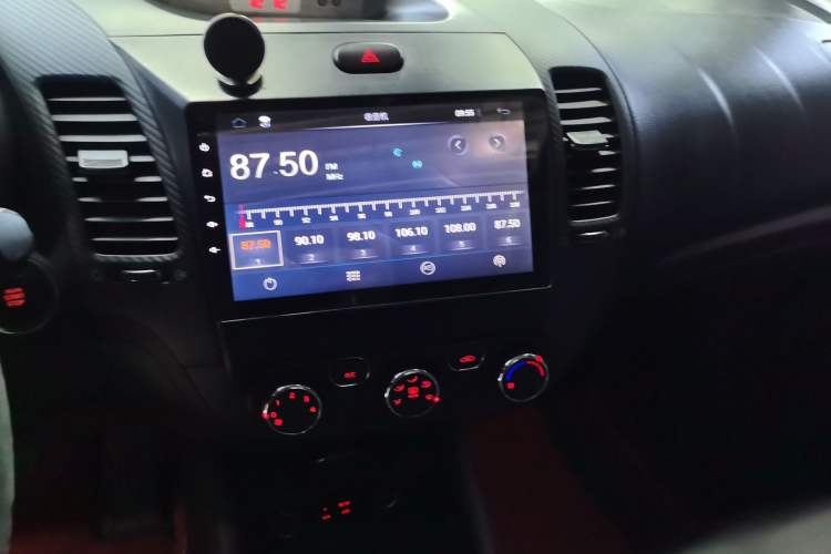 Used Kia K3 2017 1.6L Automatic 15th Anniversary Special Edition GLS Audio And AC Panel
