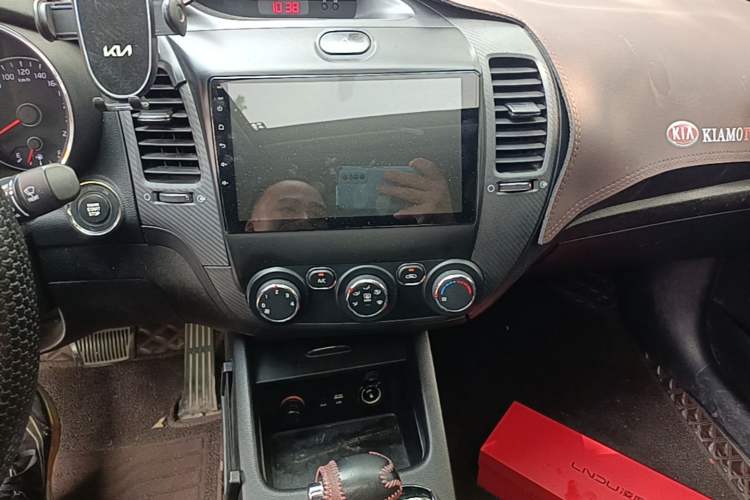 Used Kia K3 2017 1.6L Automatic 15th Anniversary Special Edition GLS Audio And AC Panel