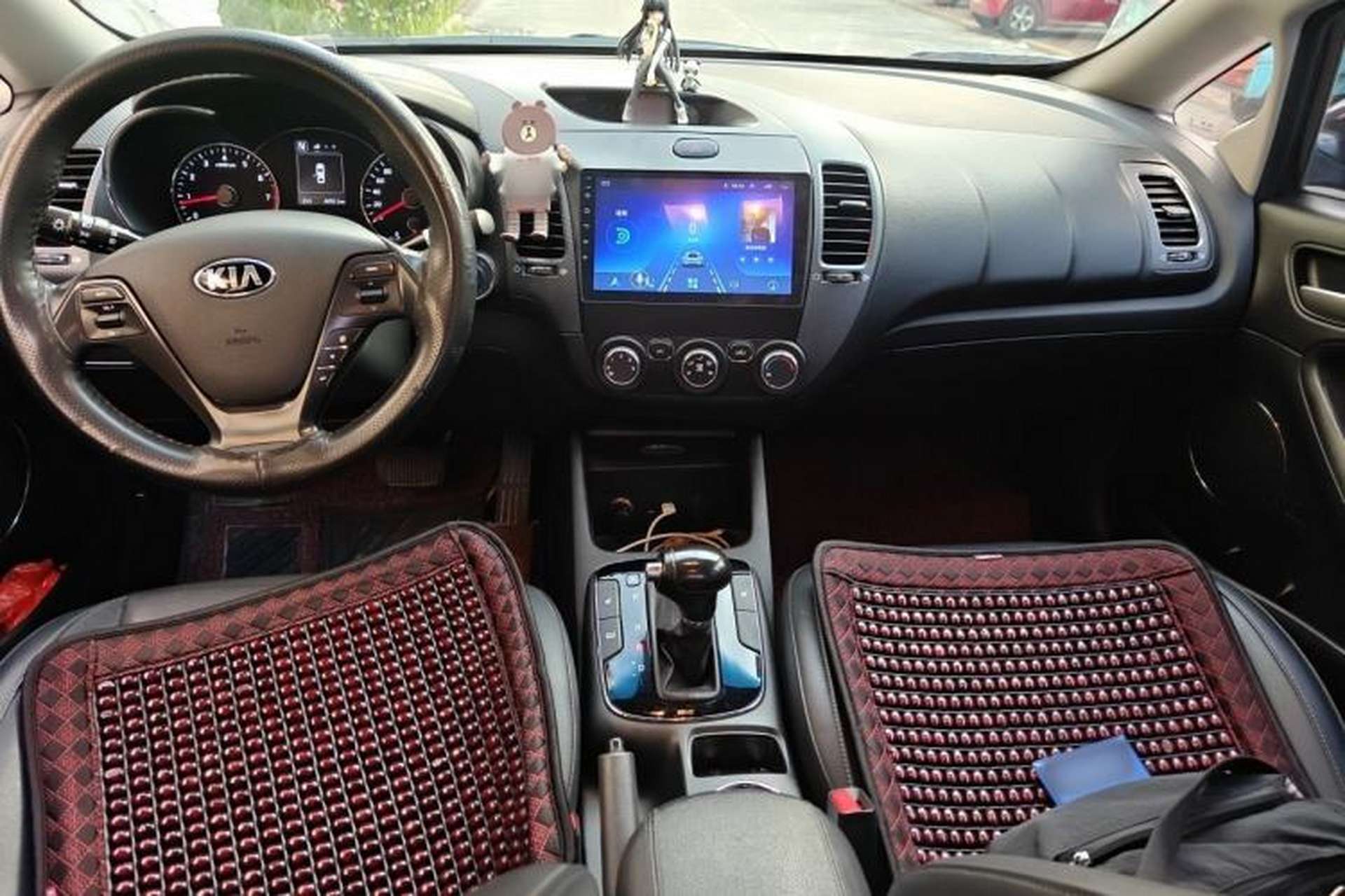 Used Kia K3 2017 1.6L Automatic 15th Anniversary Special Edition GLS Center Console