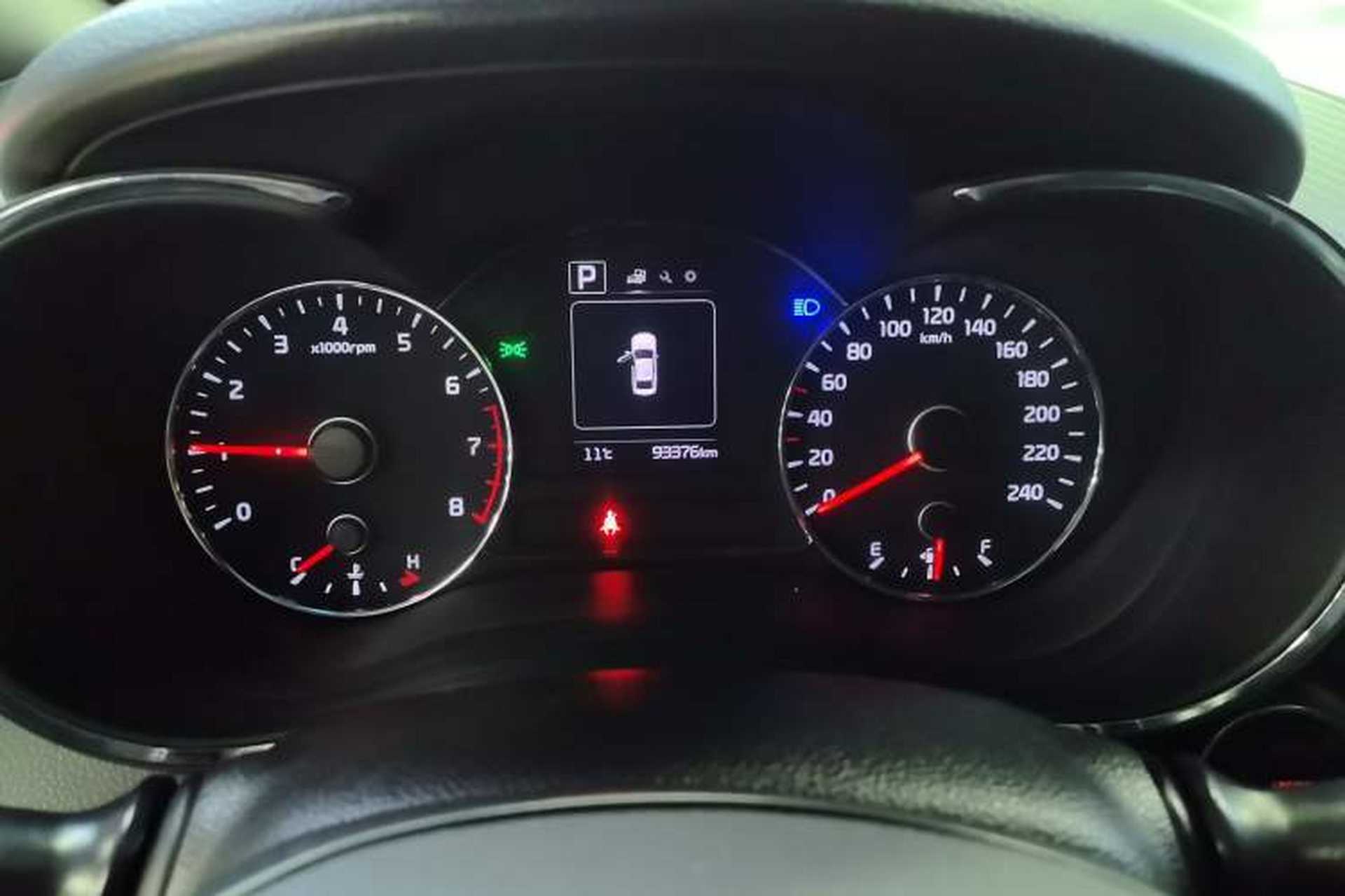 Used Kia K3 2017 1.6L Automatic 15th Anniversary Special Edition GLS Instrument Cluster