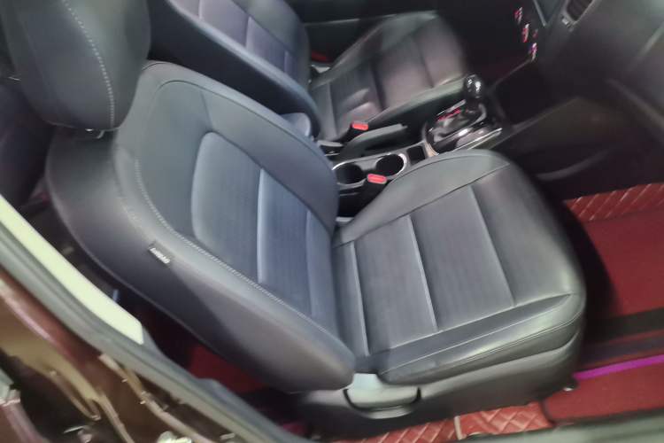 Used Kia K3 2017 1.6L Automatic 15th Anniversary Special Edition GLS Right Front Seat
