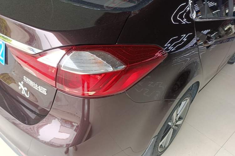 Used Kia K3 2017 1.6L Automatic 15th Anniversary Special Edition GLS Right Rear Taillight