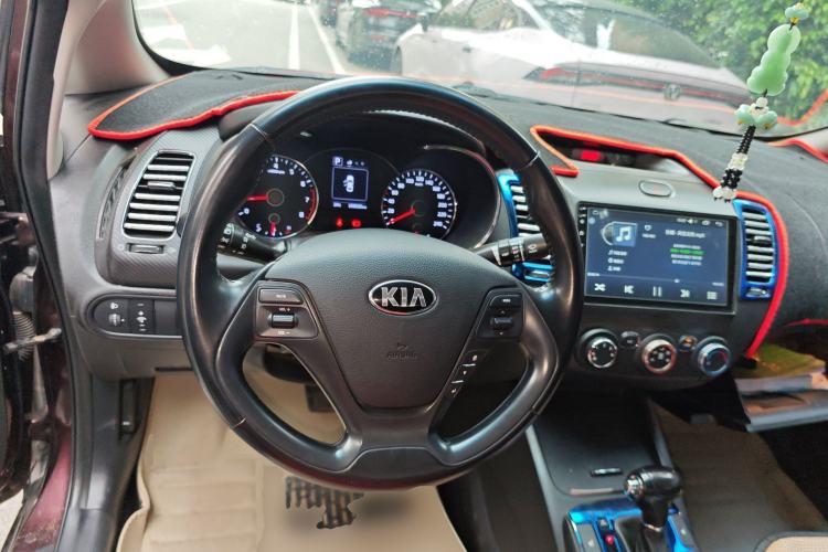 Used Kia K3 2017 1.6L Automatic 15th Anniversary Special Edition GLS Steering Wheel