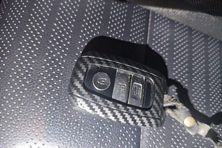 Used Kia K3 2017 1.6L Automatic 15th Anniversary Special Edition GLS Vehicle Key