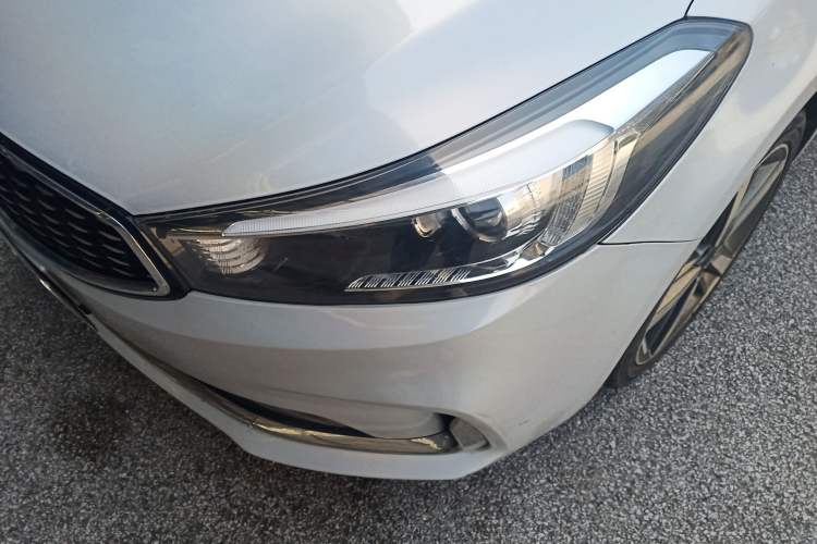 Used Kia K3 2017 1.6L Automatic 15th Anniversary Special Edition GLS Left Front Headlight